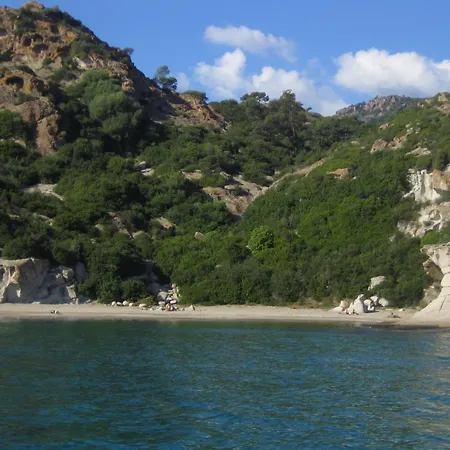 Corte Fiorita Diffuso 호텔 3*