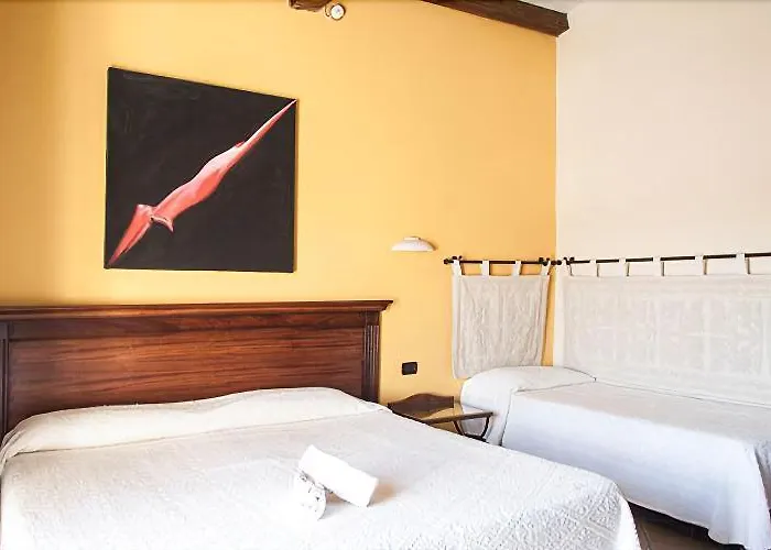 Corte Fiorita Diffuso Hotel Bosa